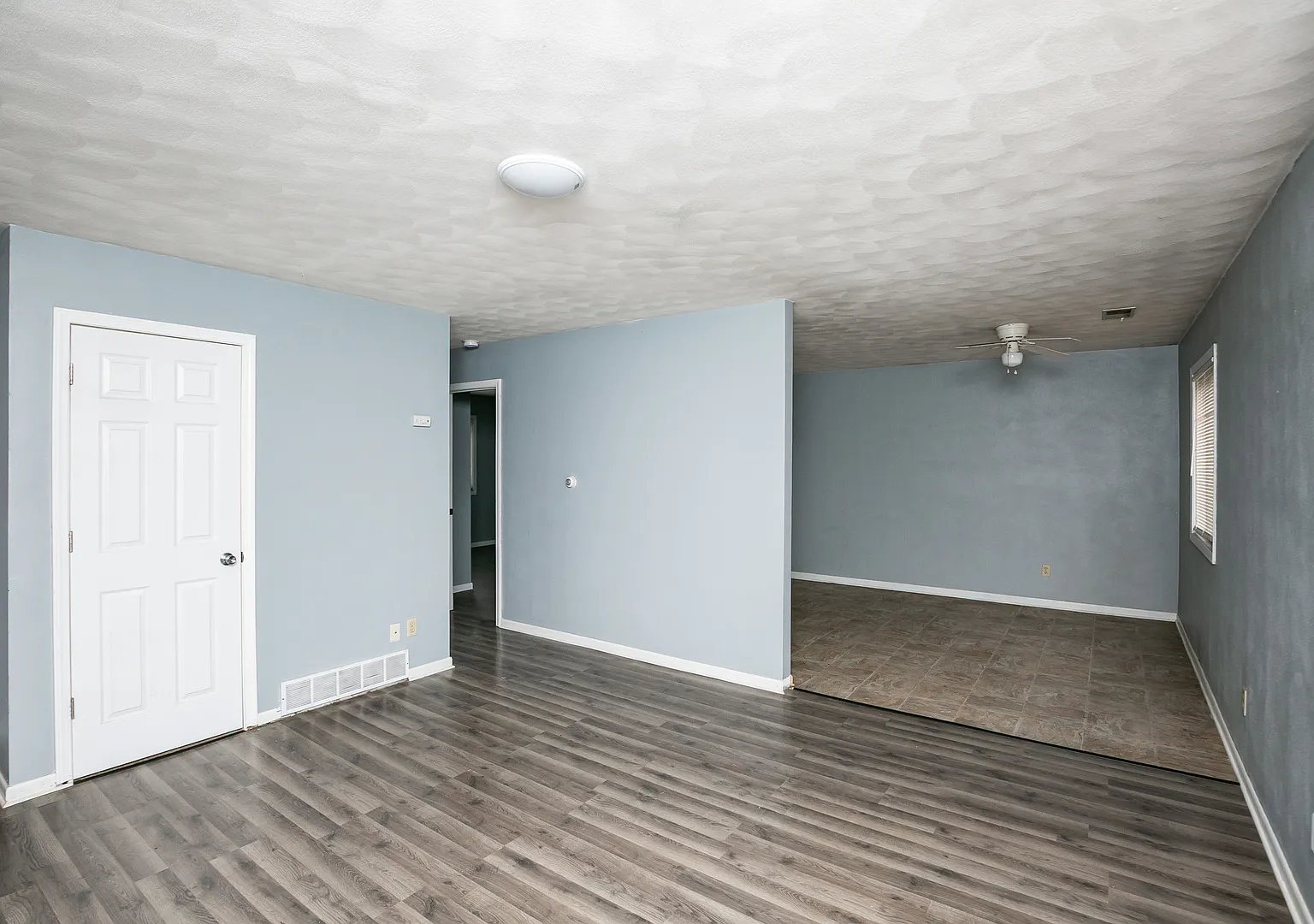 2 bed, 750 sqft, $1,100 — Photo 3