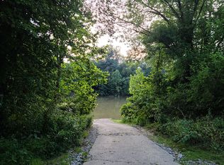 35 Old Clifton Rd, Versailles, KY 40383