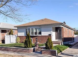 5339 208th St, Bayside, NY 11364