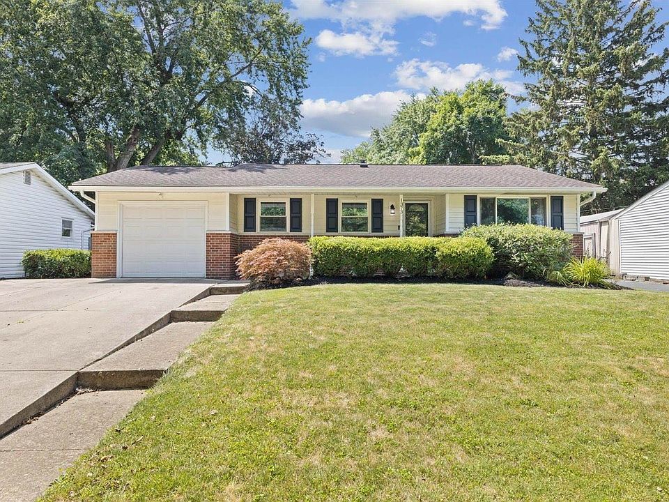 1st image of 1373 Chesterton Sq S