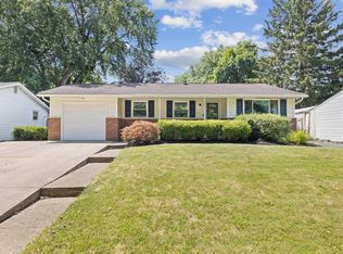 1373 Chesterton Sq S, Columbus, OH 43229
