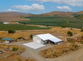 385 Highway 153, Pateros, WA 98846