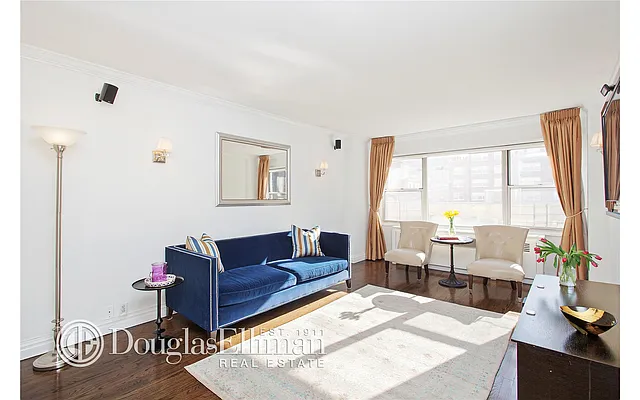 Sold by Douglas Elliman | media 10