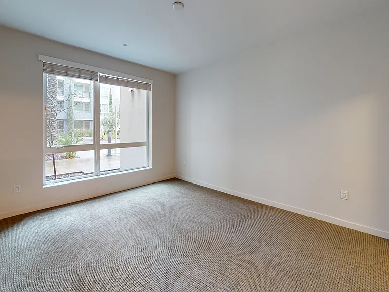 The Residences on Jamboree — Photo 91