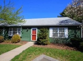 7 Canborne Way, Madison, CT 06443