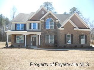 1508 Bonnington Ct, Eastover, NC 28312