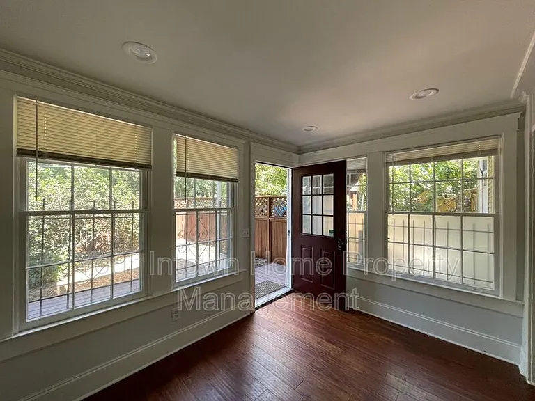 766 Saint Charles Ave NE #3 — Photo 5