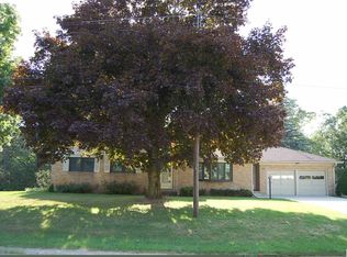 266 Curtis Ave, Jackson, MI 49203