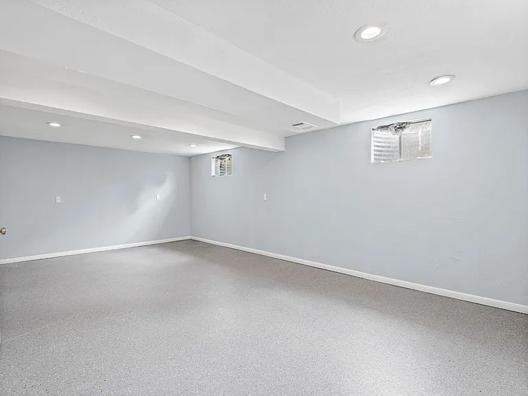 8822 S Balsam St — Photo 27