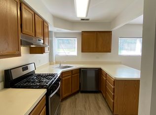 241 E Palatine Rd APT 101, Palatine, IL 60067