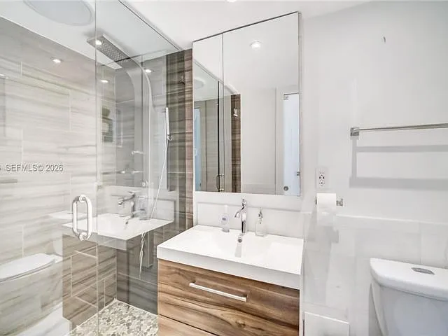 2301 Collins Ave #439 — Photo 8