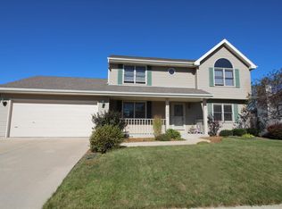 8608 Camelot Trce, Sturtevant, WI 53177