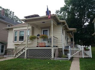 30 Atlantis St, West Roxbury, MA 02132