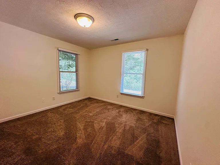 410 Alleghany St — Photo 11