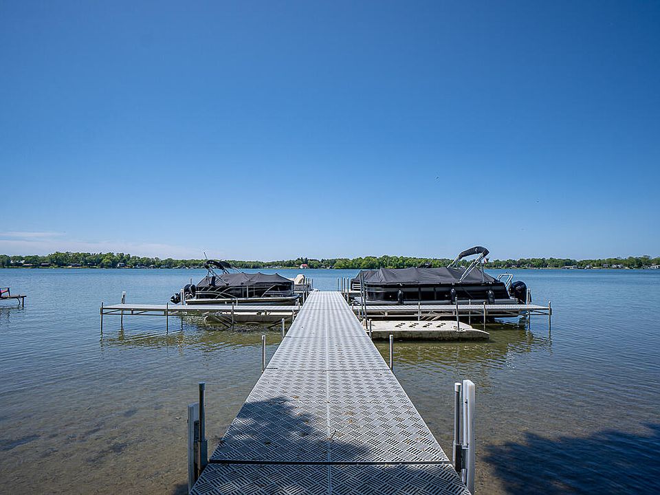 2807 Bartlett Rd, Pleasant Lake, MI 49272 Zillow