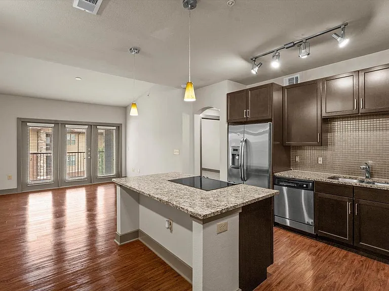 2436 S Valley Pkwy — Photo 26