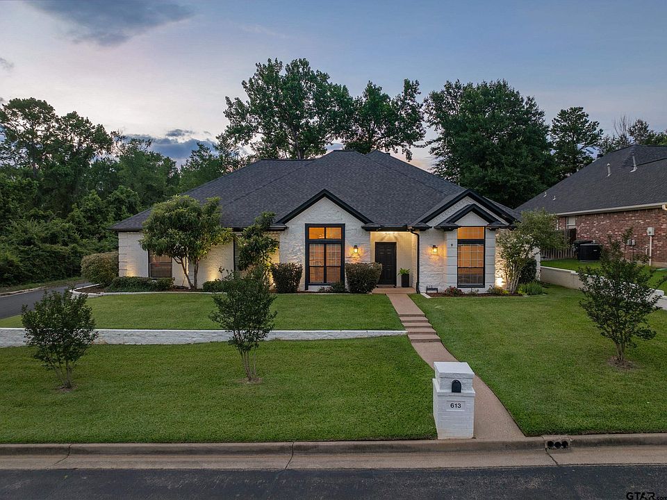 1st image of 613 Steeple Ct