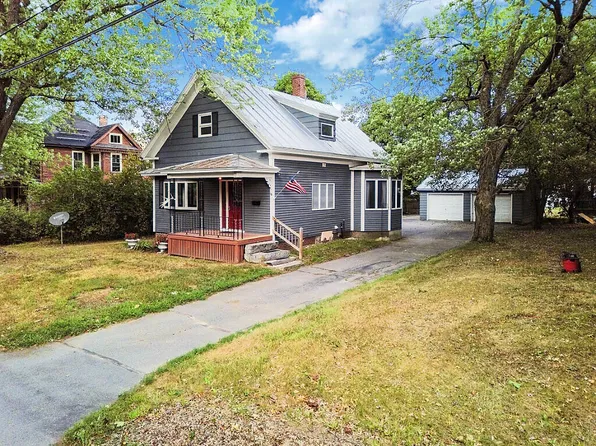 76 Pine Street, Madison, ME 04950