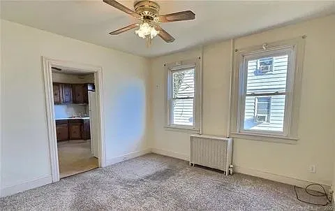 3 bed, 1.0 bath, 1075 sqft, $3,500 — Photo 2