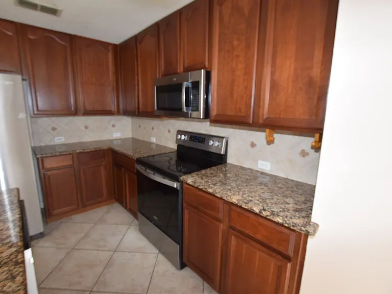 13098 Lexington Summit St — Photo 17
