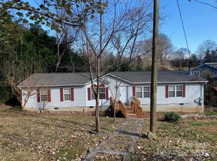 97 Sand Hill School Rd, Asheville, NC 28806