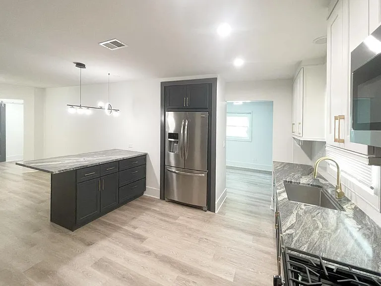 934 Beverly Dr — Photo 5