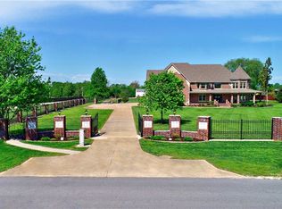 1575 S Pianalto Rd, Springdale, AR 72762