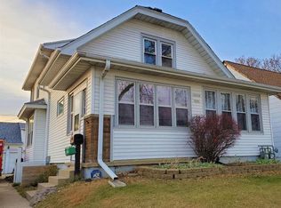 3291 S 3rd St, Milwaukee, WI 53207