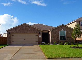 319 Shoshone Ridge Dr, La Marque, TX 77568