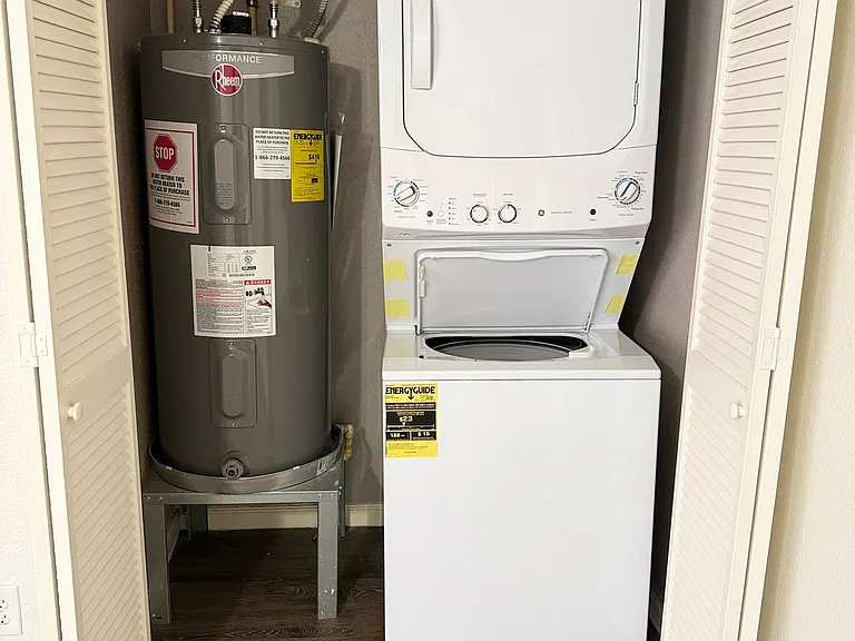 Stackable washer & dryer