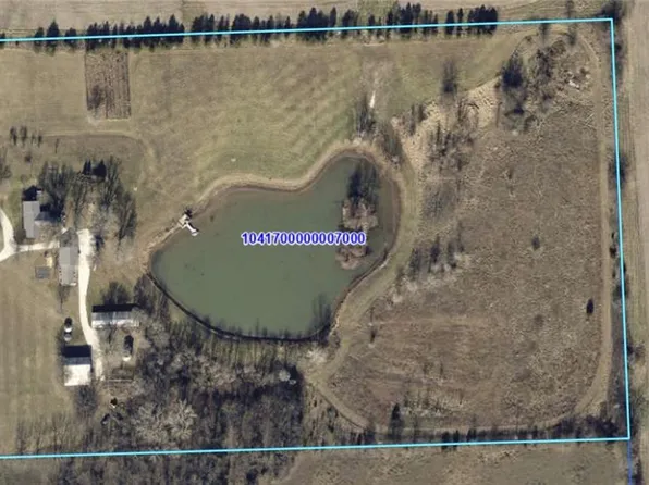 26025 Metcalf Rd, Louisburg, KS 66053