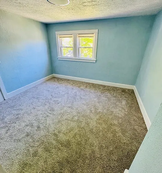 807 Court St — Photo 8