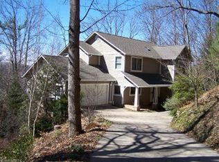 34 Hawk View Dr, Asheville, NC 28804