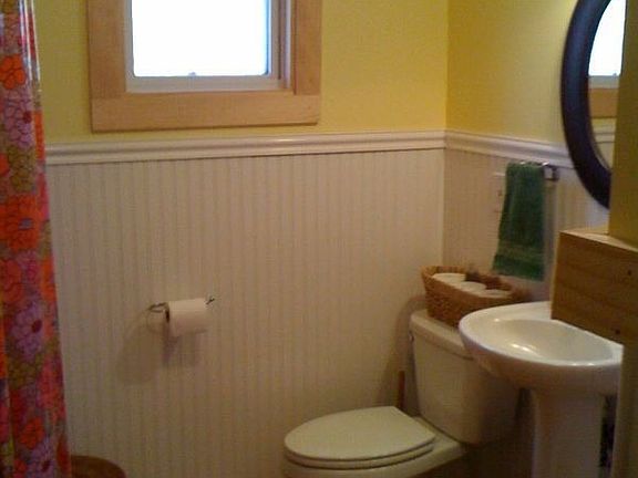 Bathroom/sink