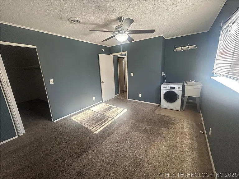 4909 S Utica Ave #D — Photo 6
