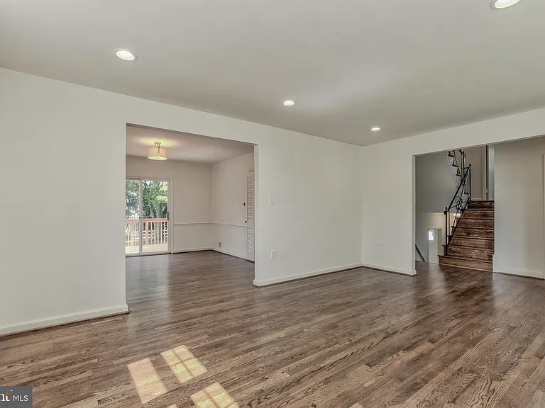9902 Belhaven Rd — Photo 7