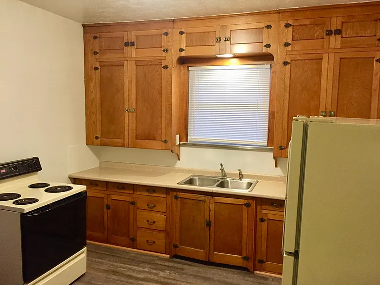 524 E Maple St #1 — Photo 11