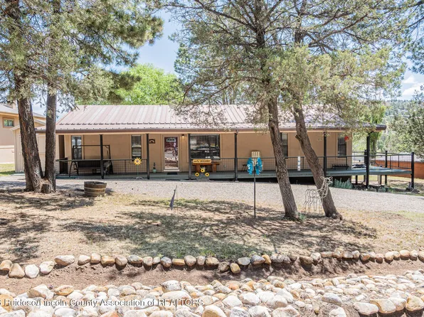 111 Sarah Ln, Ruidoso, NM 88345