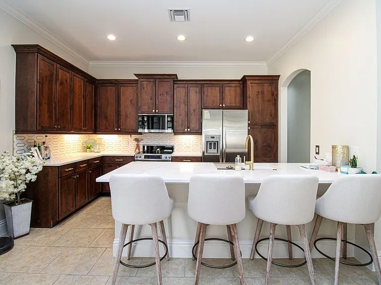 8000 Cordoba Pl — Photo 29