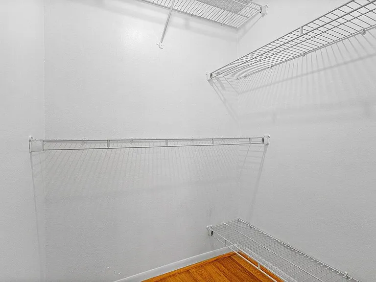 1021 Flame Vine Ave — Photo 17
