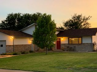 1220 S Pershing Ave, Liberal, KS 67901