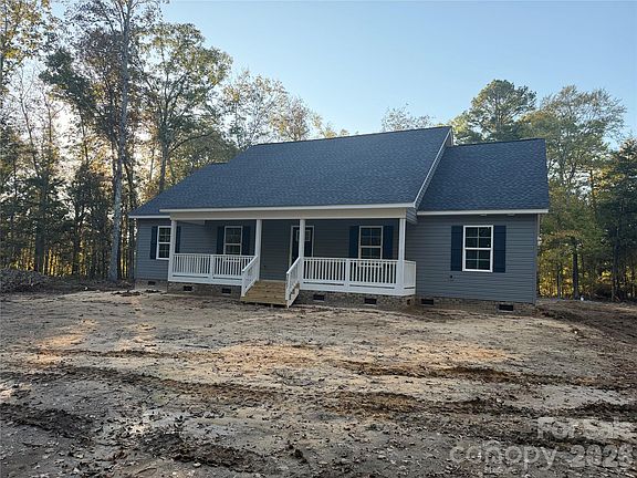 3rd image of 2887 Saluda Rd