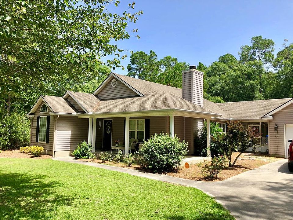 1st image of 107 Magnolia Dr
