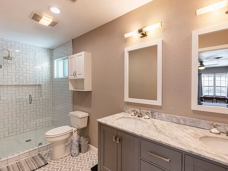 1711 Deerfield Dr — Photo 45
