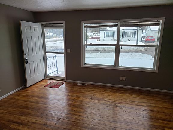 3rd image of 7319 S 75th Ave