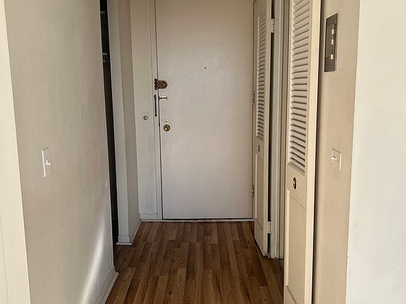 5th image of 5445 N Sheridan Rd APT 2803