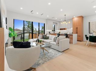 3218 W 38th Ave #2, Vancouver, BC