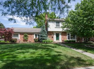 1638 Kinmore St, Dearborn Heights, MI 48127