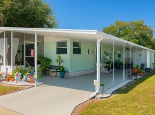 2505 E Bay Dr #20, Largo, FL 33771