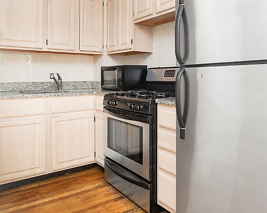 5th image of 41 Avenue B APT 3C